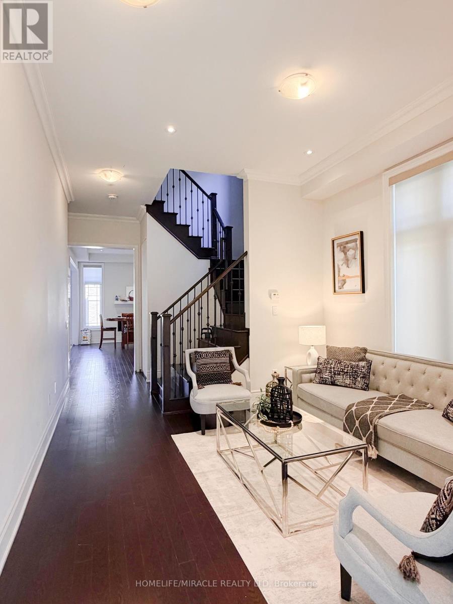 16 Lyle Way, Brampton, Ontario  L6X 5P8 - Photo 30 - W12951398