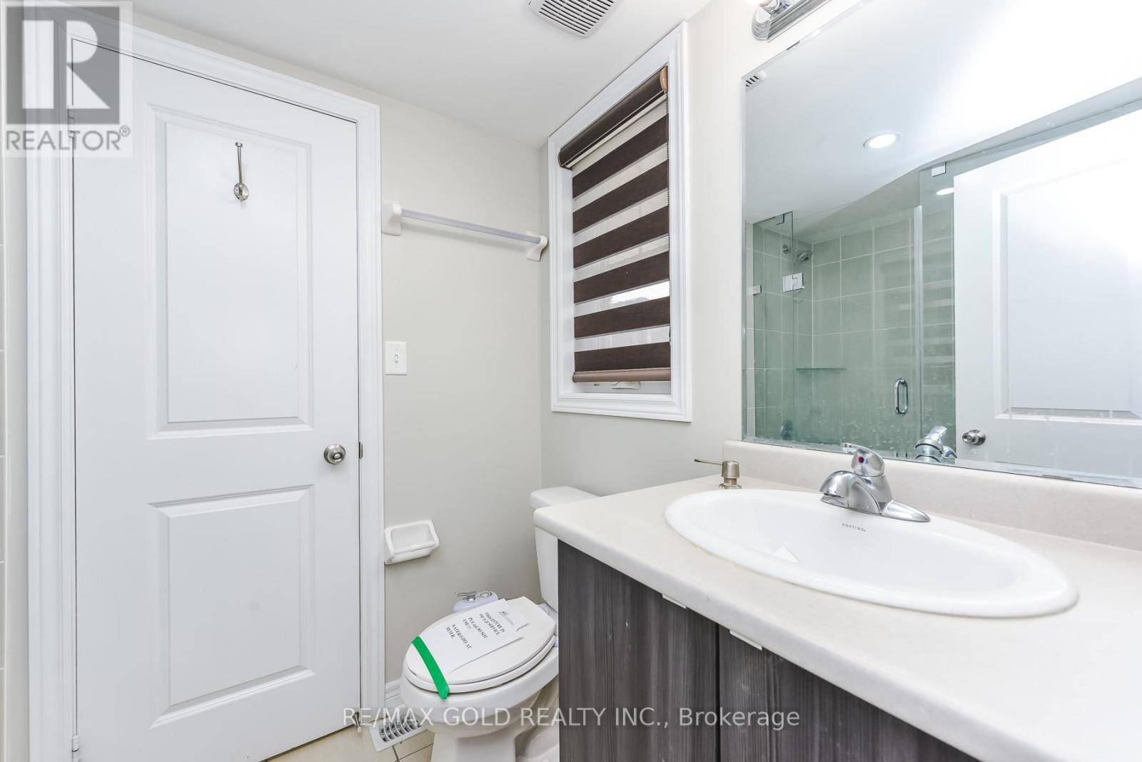 5 Remembrance Road, Brampton, Ontario  L7A 4Z1 - Photo 10 - W12994718