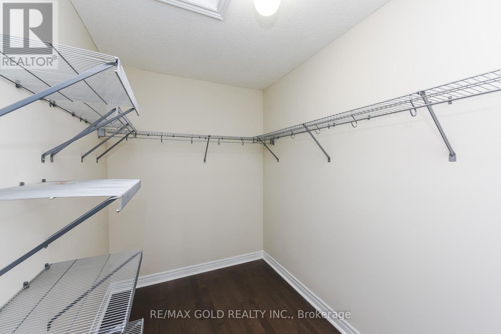 5 Remembrance Road, Brampton, Ontario  L7A 4Z1 - Photo 35 - W12994718