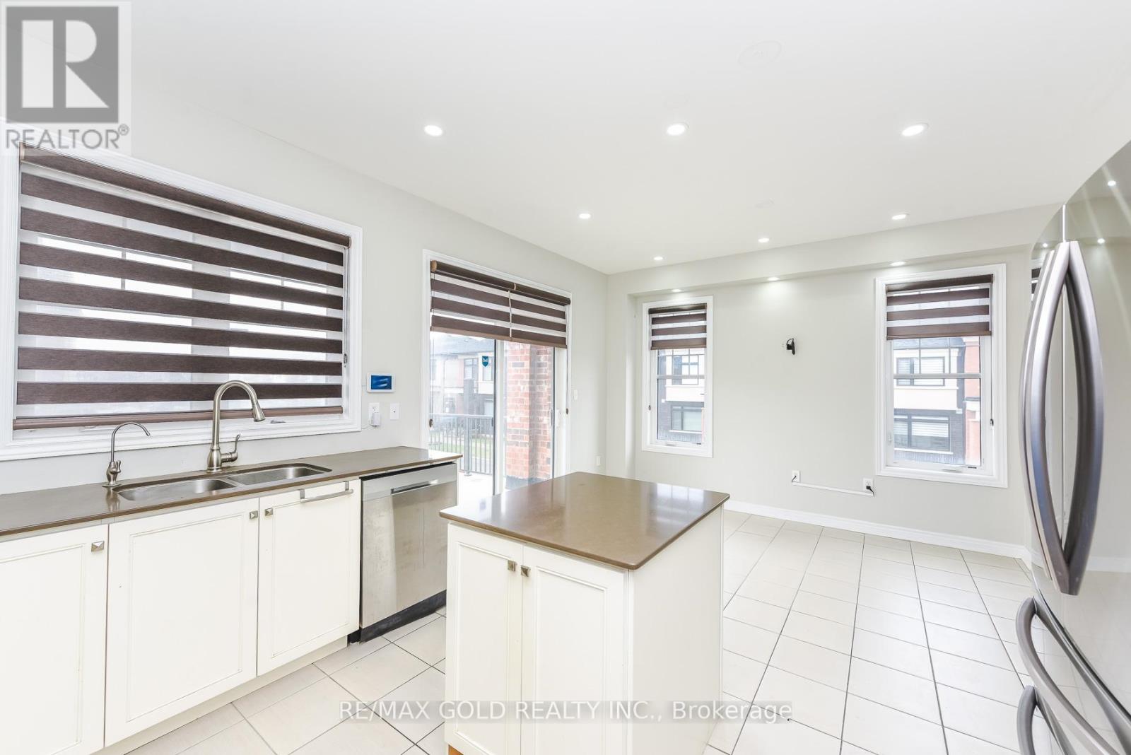 5 Remembrance Road, Brampton, Ontario  L7A 4Z1 - Photo 49 - W12994718