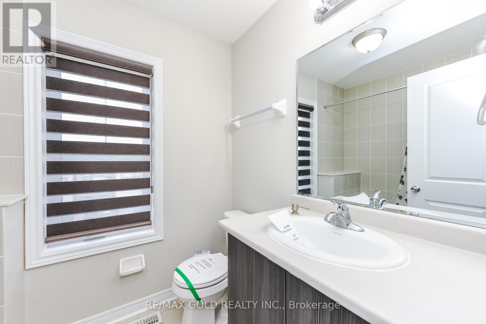 5 Remembrance Road, Brampton, Ontario  L7A 4Z1 - Photo 32 - W12994718