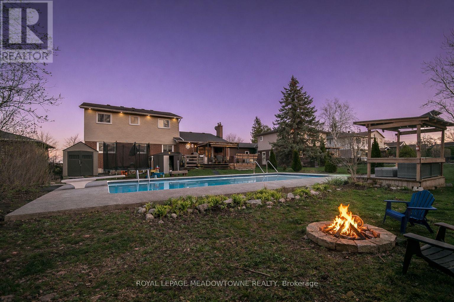 289 Parkway Drive W, Milton, Ontario  L9T 1A7 - Photo 6 - W13002320