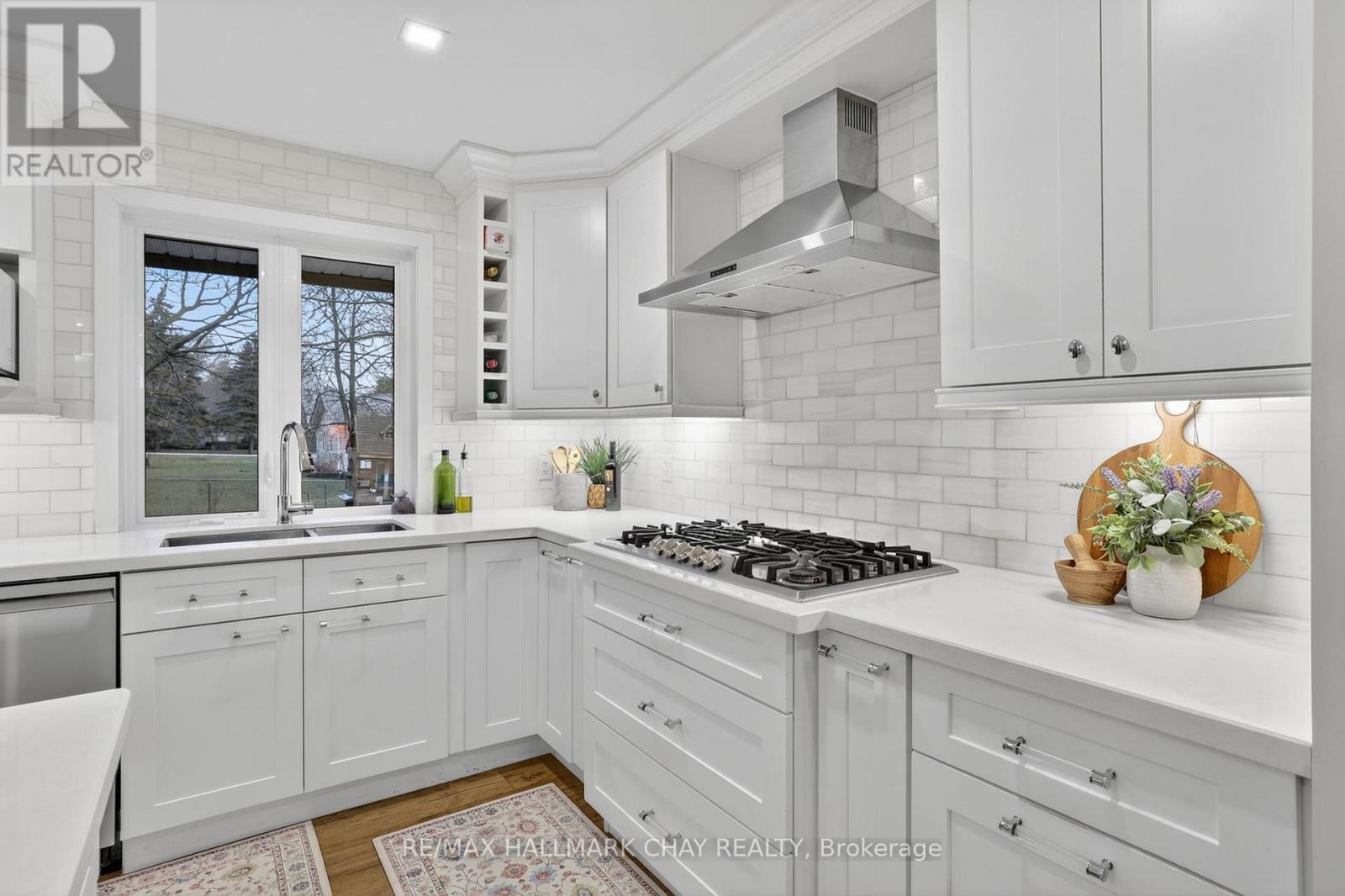 1587 Mount Albert Road, East Gwillimbury, Ontario  L0G 1V0 - Photo 11 - N13002450