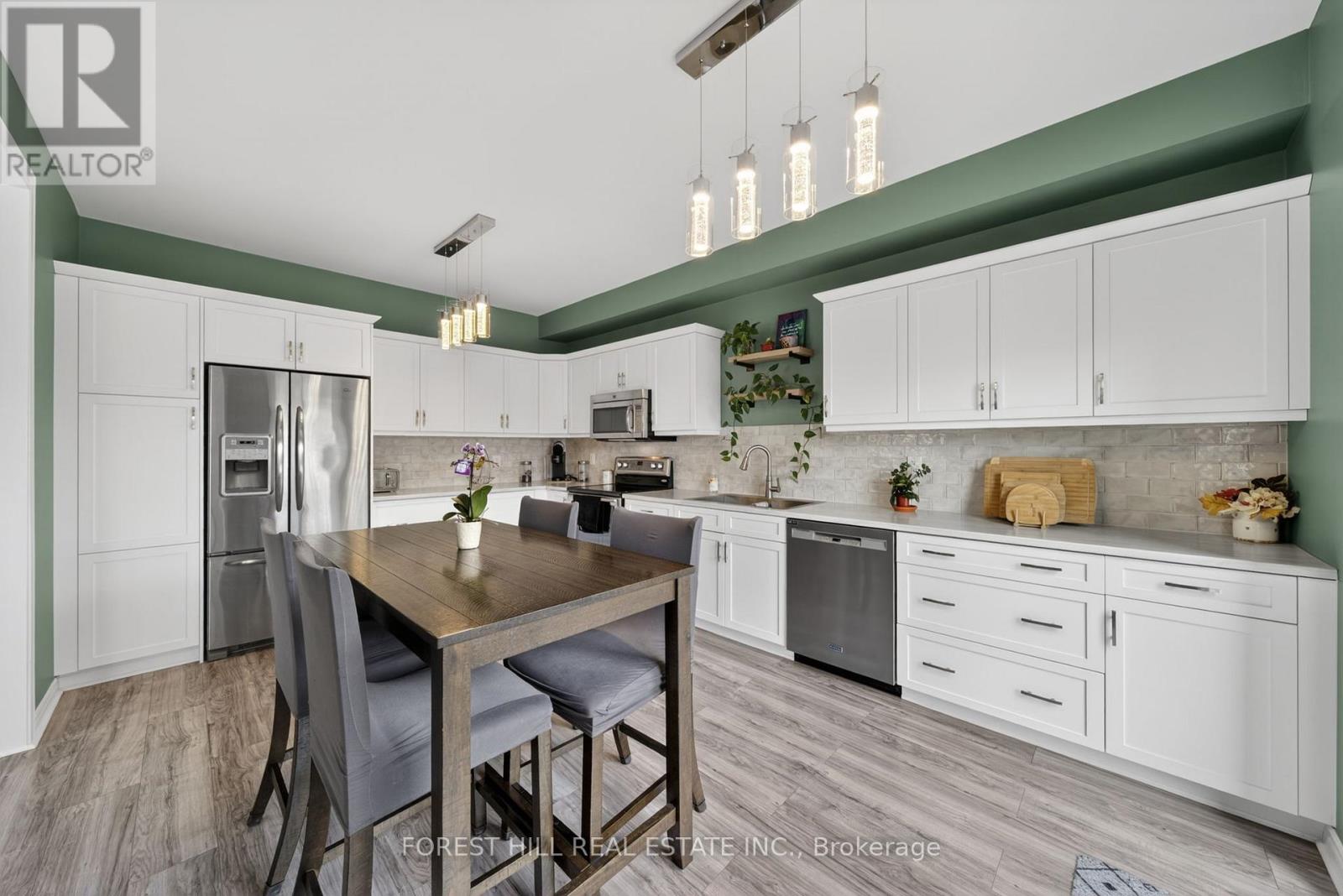 18 Dresden Court, Georgina, Ontario  L4P 4H6 - Photo 15 - N13002494