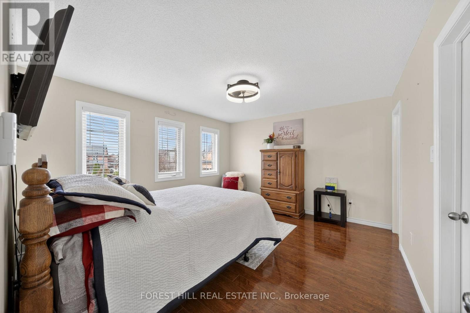 18 Dresden Court, Georgina, Ontario  L4P 4H6 - Photo 19 - N13002494