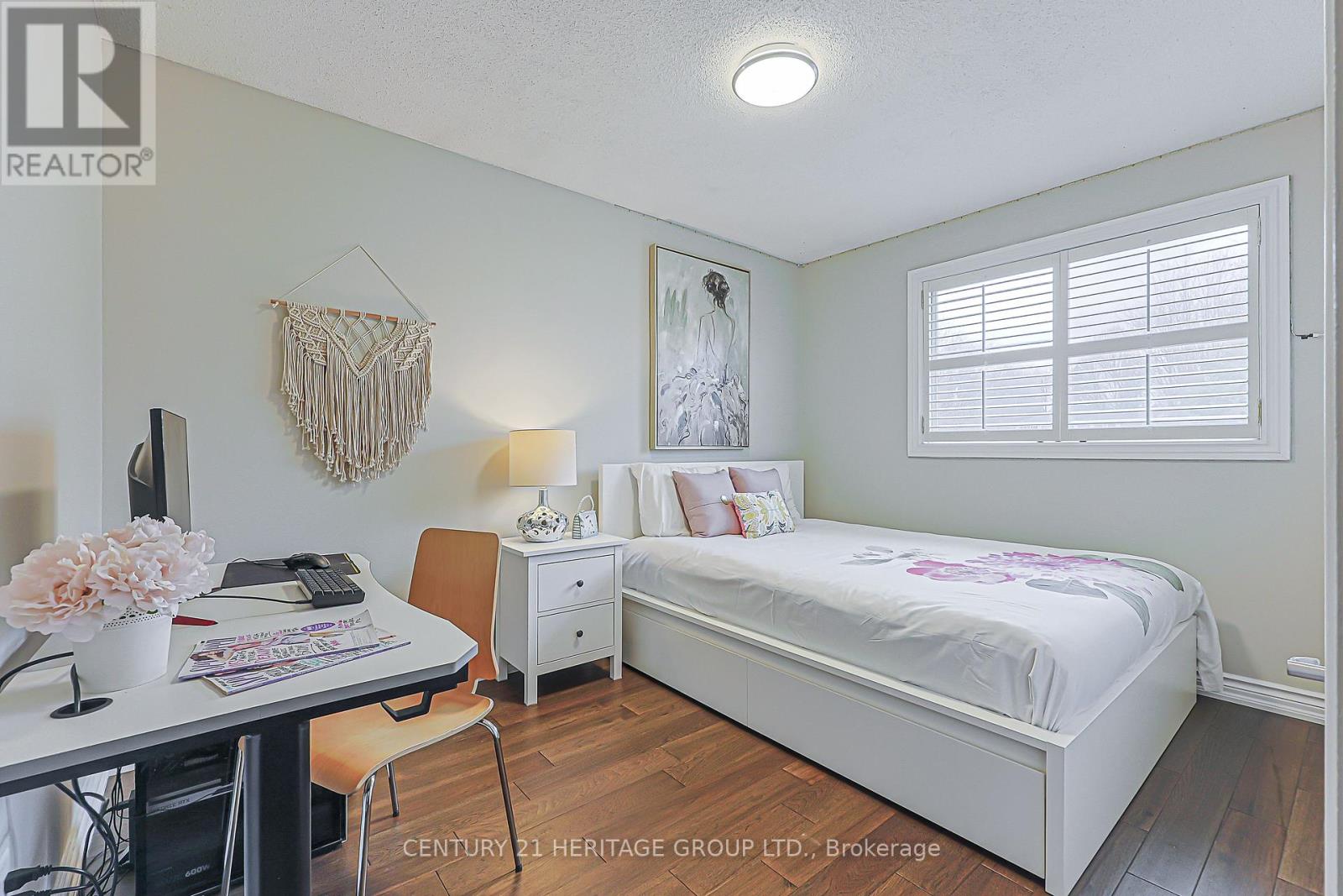 23 Amberglen Court, East Gwillimbury, Ontario  L9N 1J6 - Photo 12 - N13002502