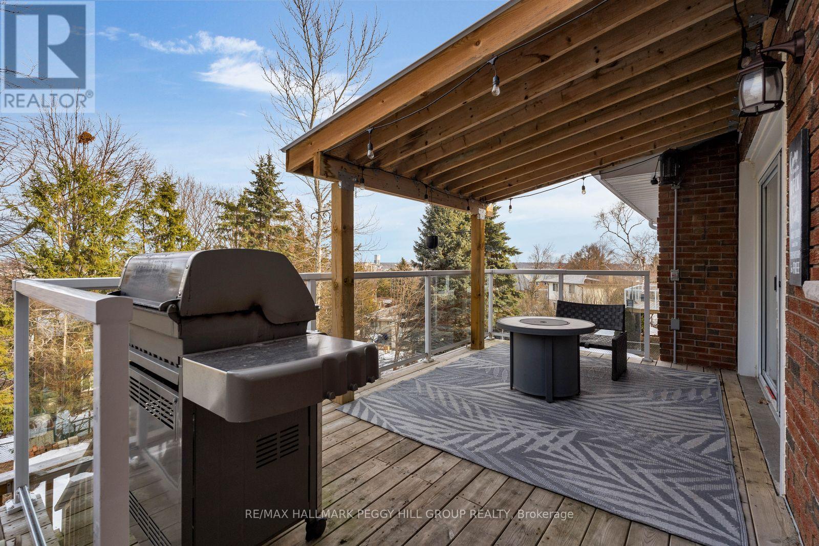 12 Peacock Lane, Barrie (Allandale Heights), Ontario  L4N 3R5 - Photo 18 - S13002512