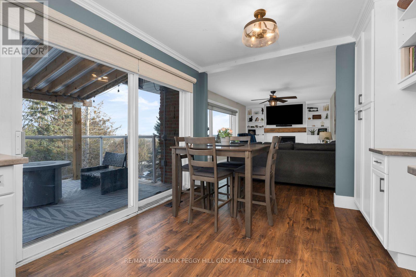 12 Peacock Lane, Barrie (Allandale Heights), Ontario  L4N 3R5 - Photo 4 - S13002512