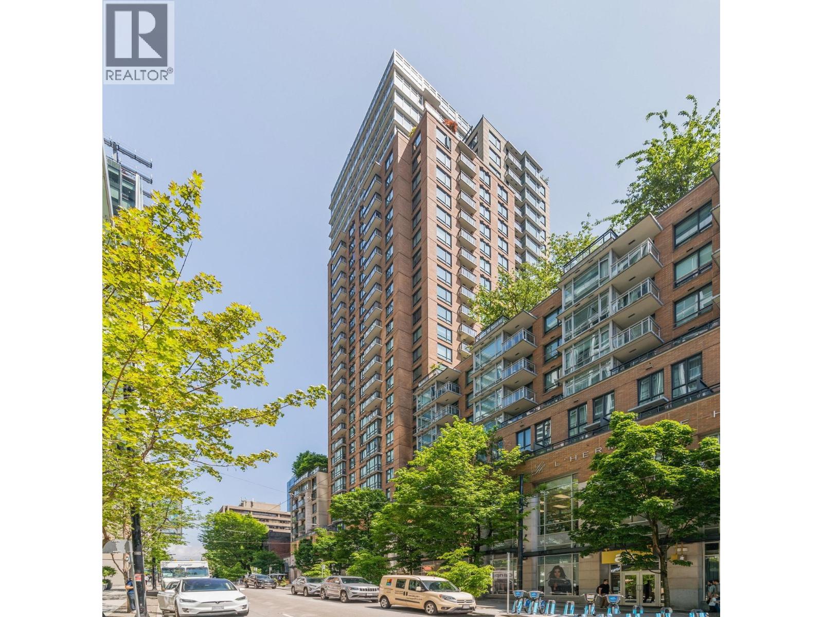 2203 788 RICHARDS STREET, Vancouver, British Columbia