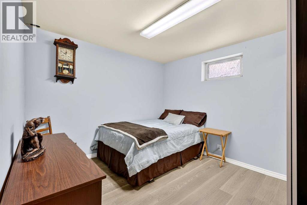 33 Warwick Drive Sw, Calgary, Alberta  T3C 2R5 - Photo 40 - A2297421