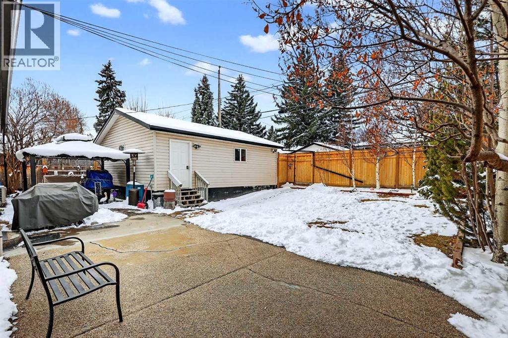 33 Warwick Drive Sw, Calgary, Alberta  T3C 2R5 - Photo 45 - A2297421