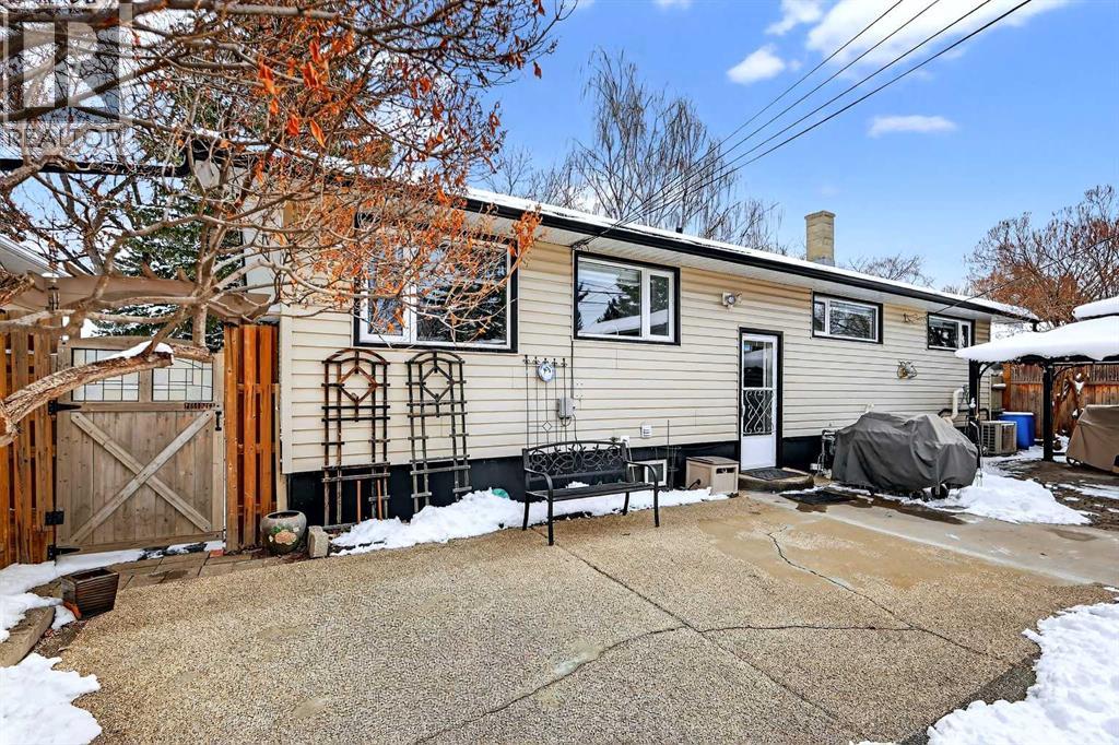 33 Warwick Drive Sw, Calgary, Alberta  T3C 2R5 - Photo 44 - A2297421