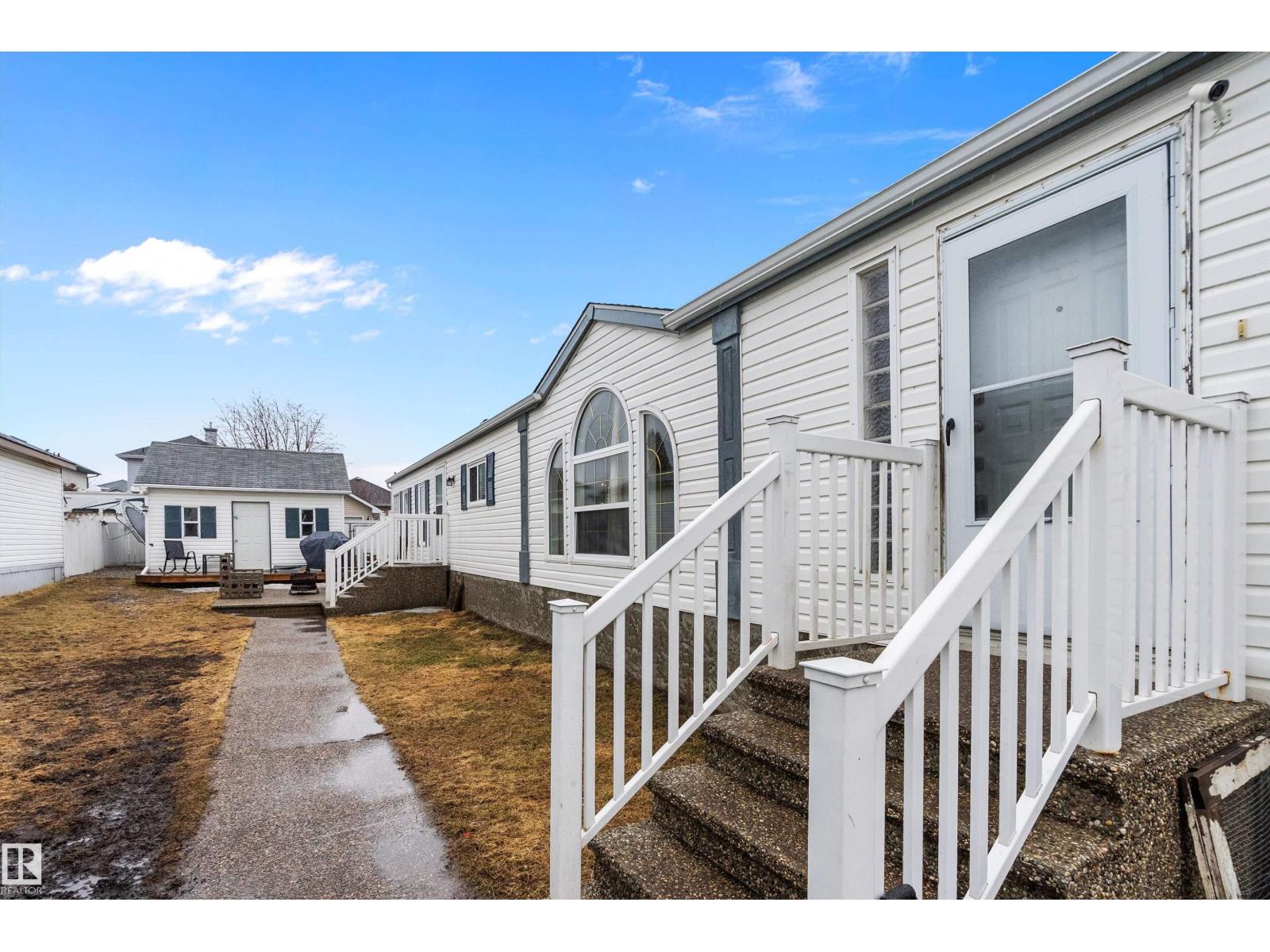 3 SUNSET BV, spruce grove, Alberta