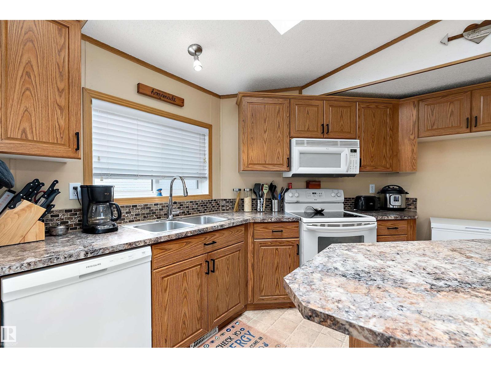 3 Sunset Bv, Spruce Grove, Alberta  T7X 3J1 - Photo 15 - E4482375