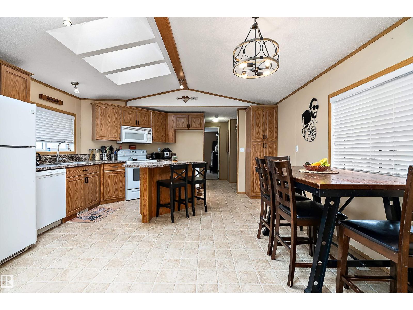 3 Sunset Bv, Spruce Grove, Alberta  T7X 3J1 - Photo 9 - E4482375