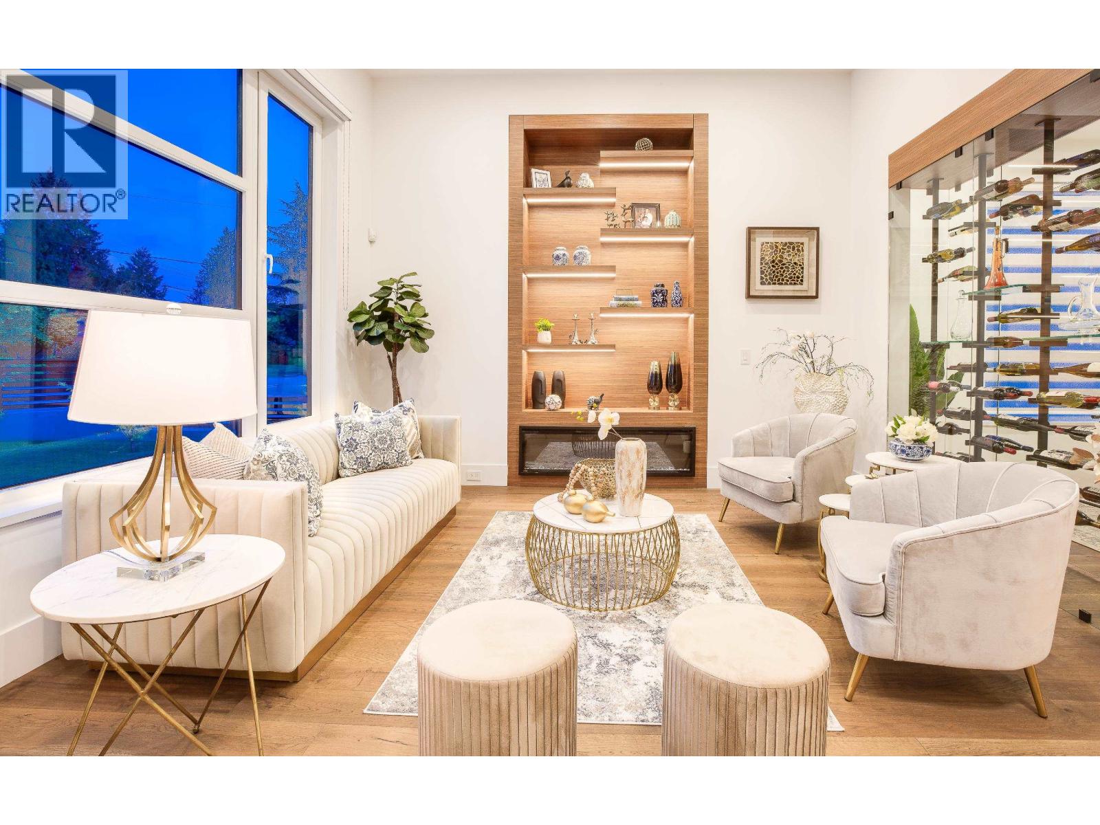 602 Midvale Street, Coquitlam, British Columbia  V3J 6L9 - Photo 3 - R3111590