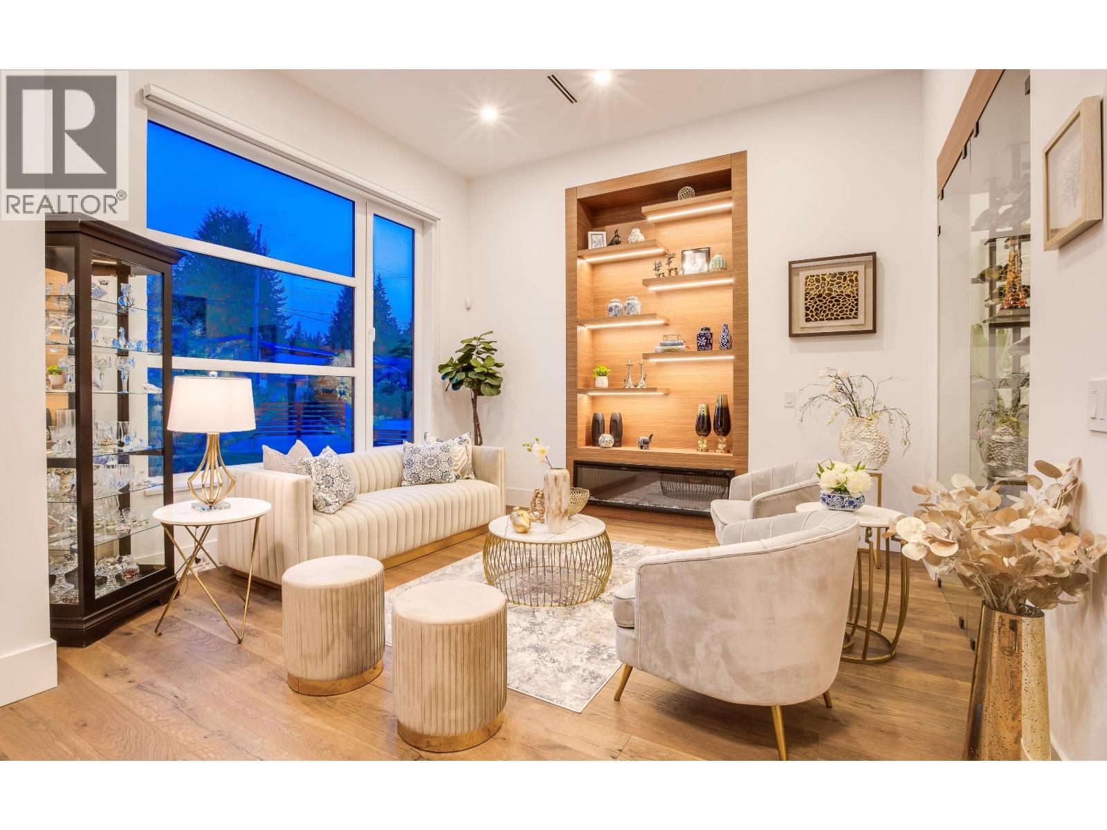 602 Midvale Street, Coquitlam, British Columbia  V3J 6L9 - Photo 2 - R3111590