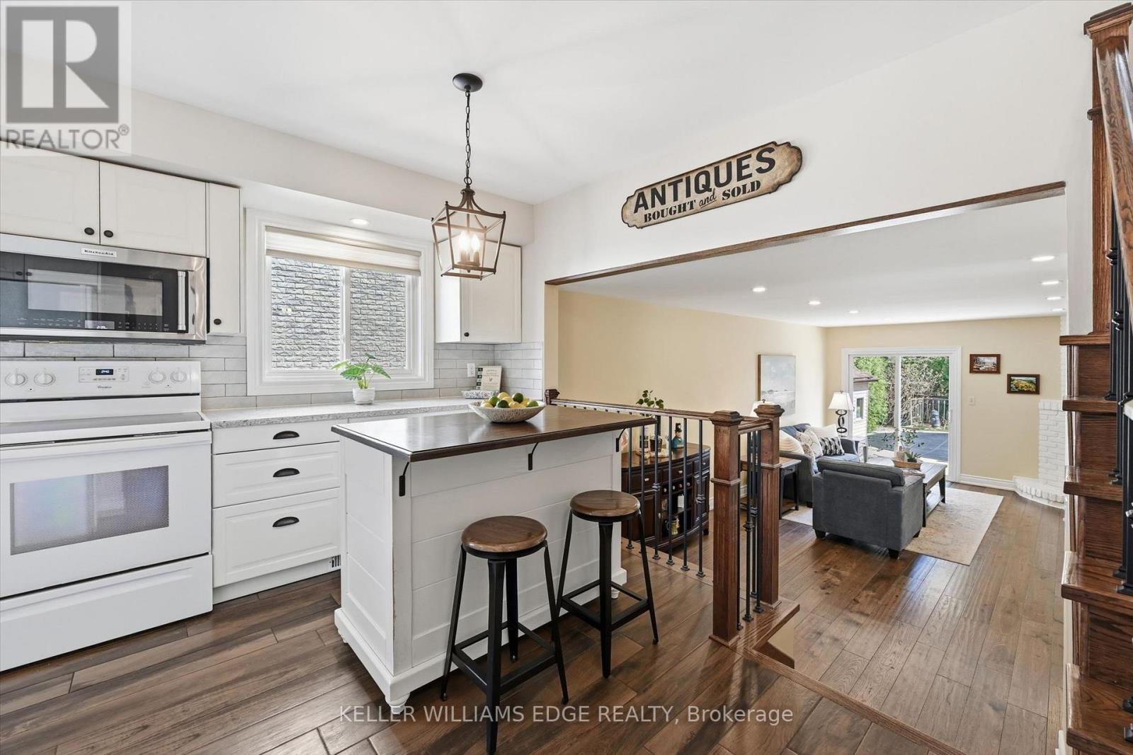 2648 Cavendish Drive, Burlington, Ontario  L7P 3V7 - Photo 9 - W13002404