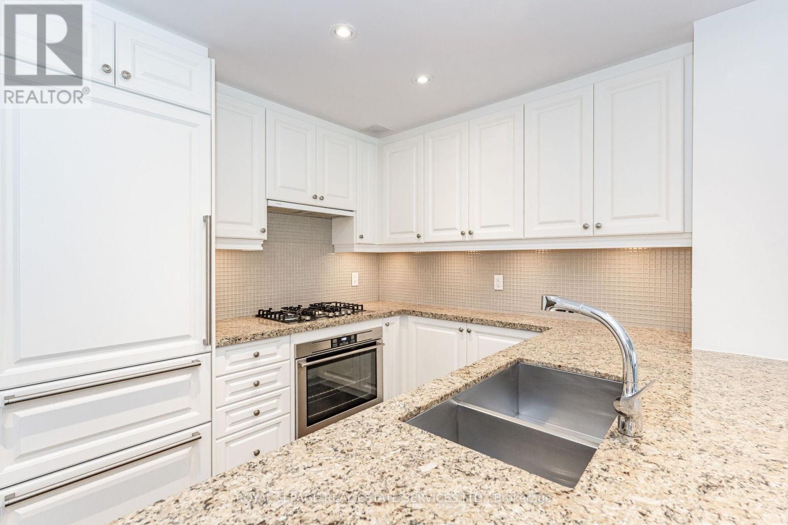 406 - 3500 Lakeshore Road W, Oakville, Ontario  L6L 0B4 - Photo 7 - W13002428