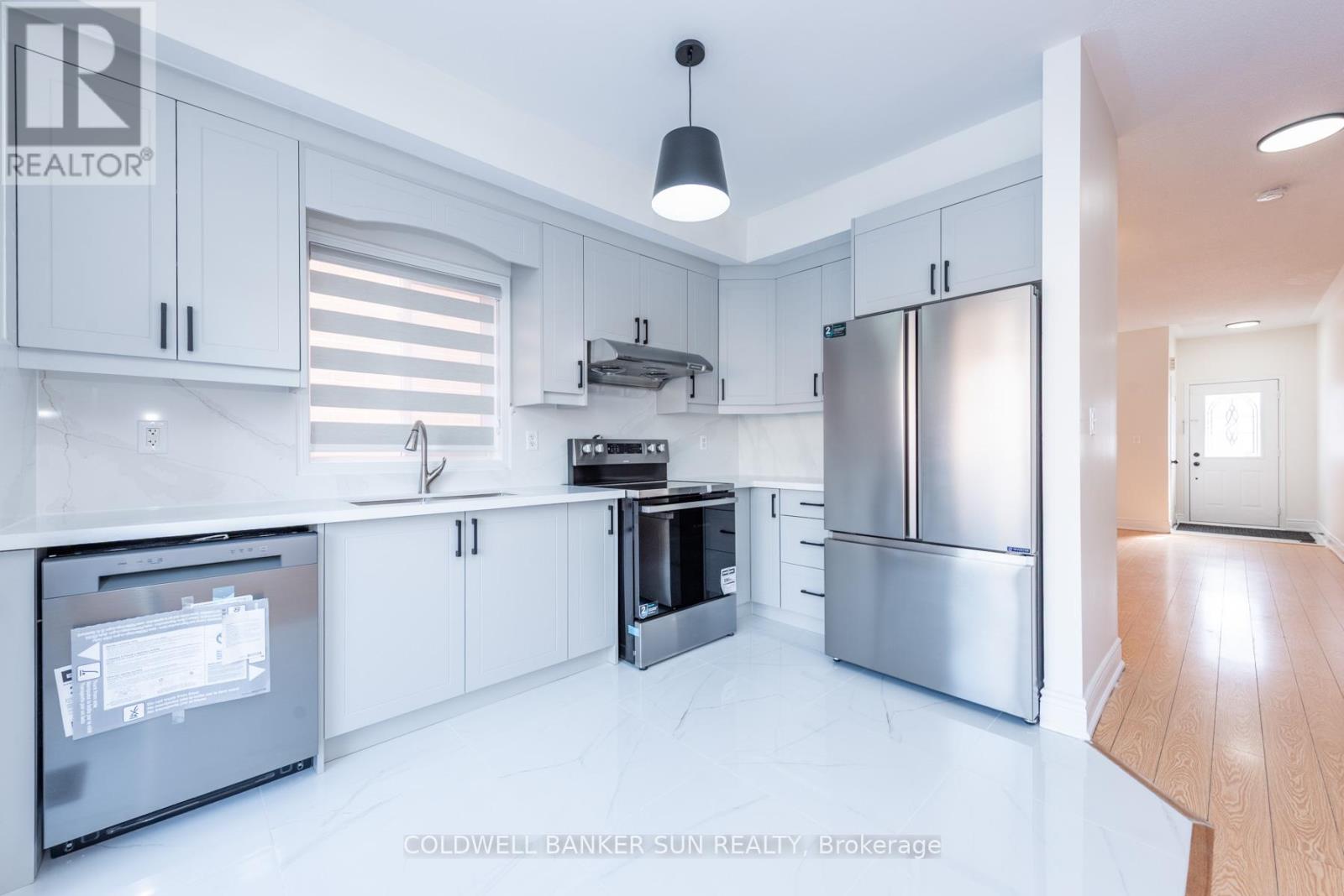 13 Travis Crescent, Brampton, Ontario  L7A 0P2 - Photo 14 - W13002444