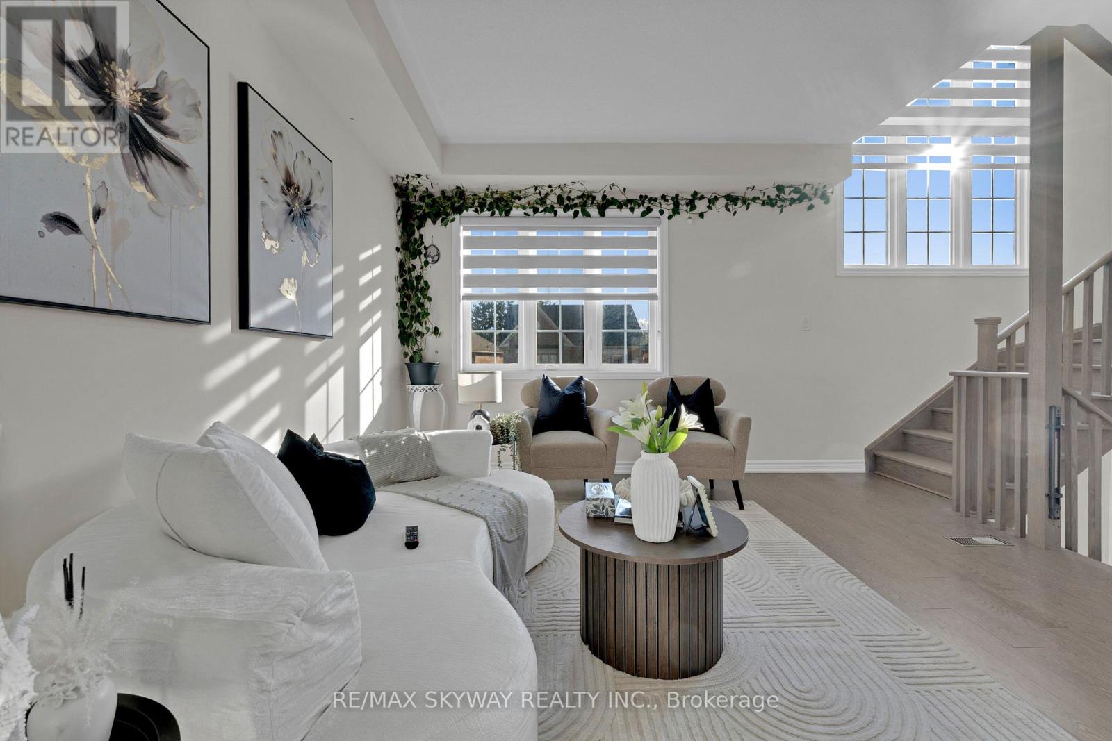 21 Allegro Drive, Brampton, Ontario  L6Y 5Y7 - Photo 4 - W13002464