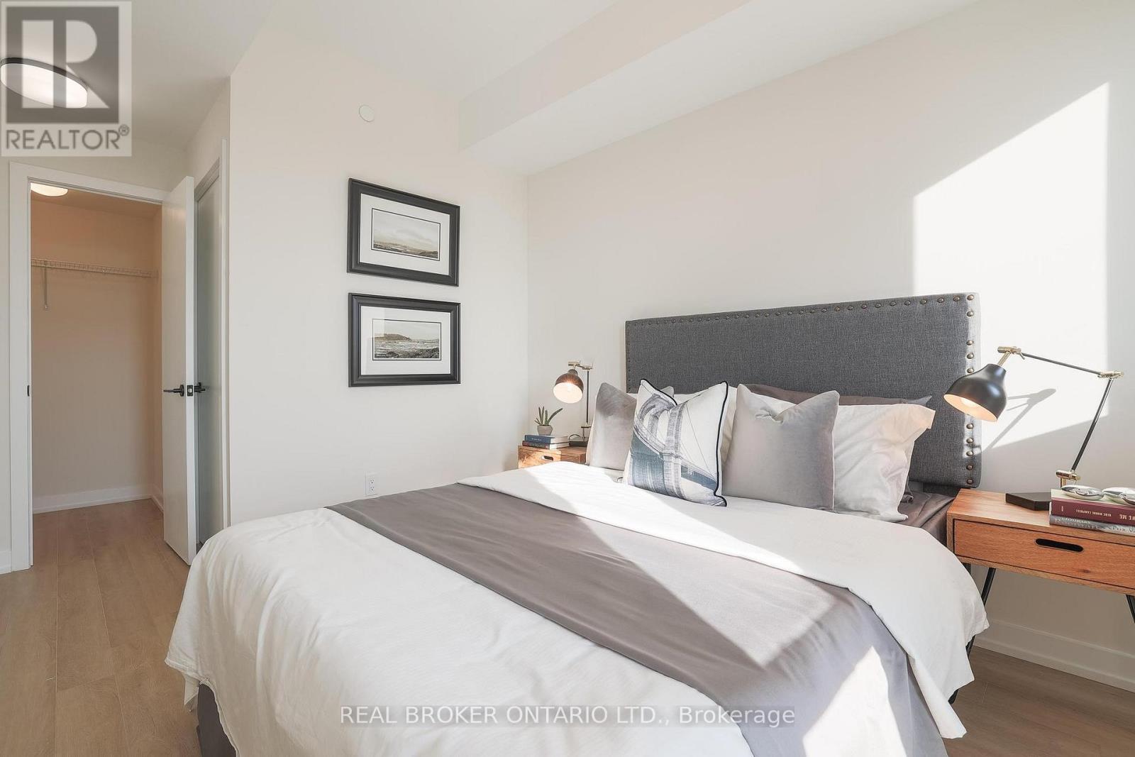 915 - 2300 St Clair Avenue W, Toronto, Ontario  M6N 0B3 - Photo 16 - W13002506