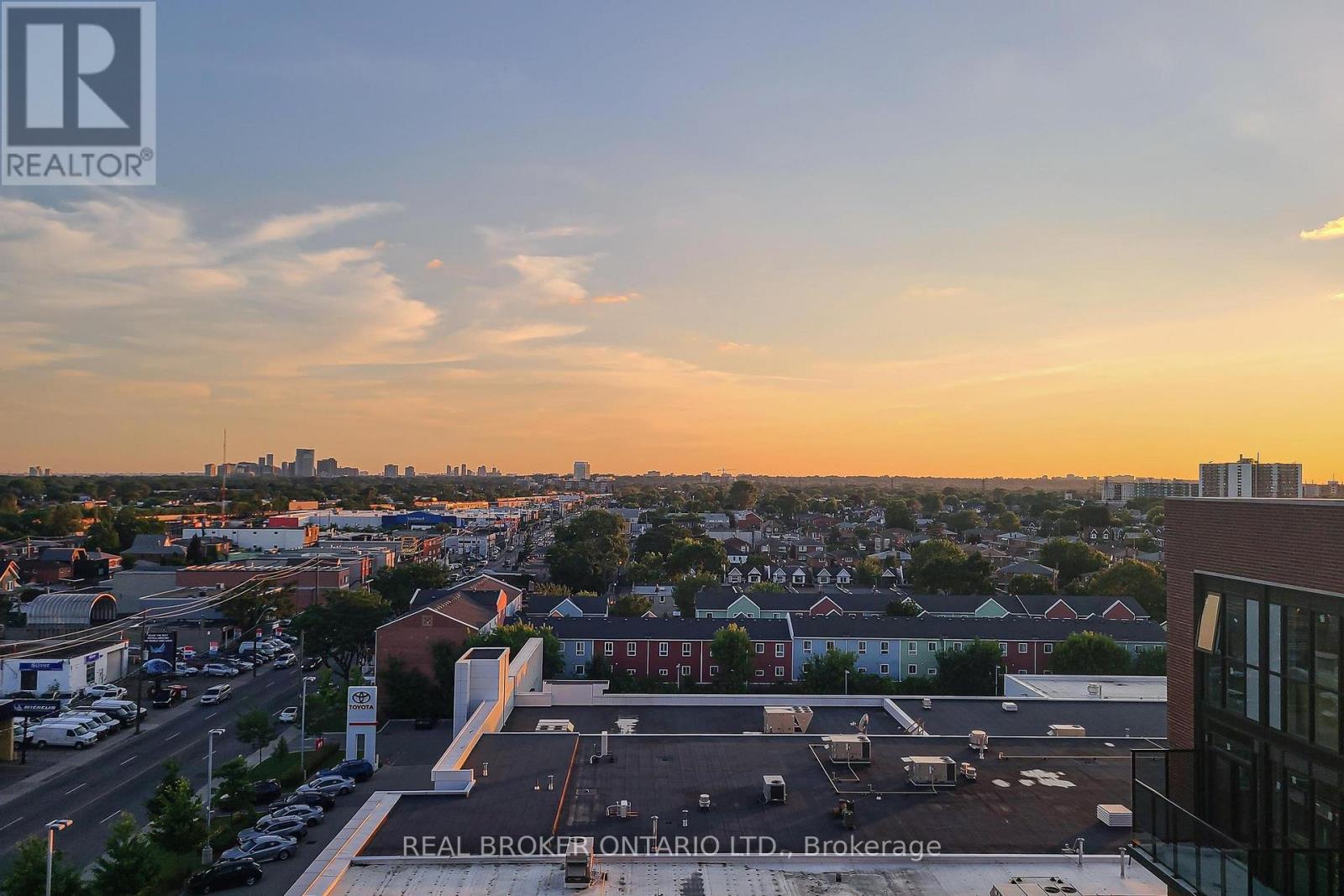 915 - 2300 St Clair Avenue W, Toronto, Ontario  M6N 0B3 - Photo 24 - W13002506