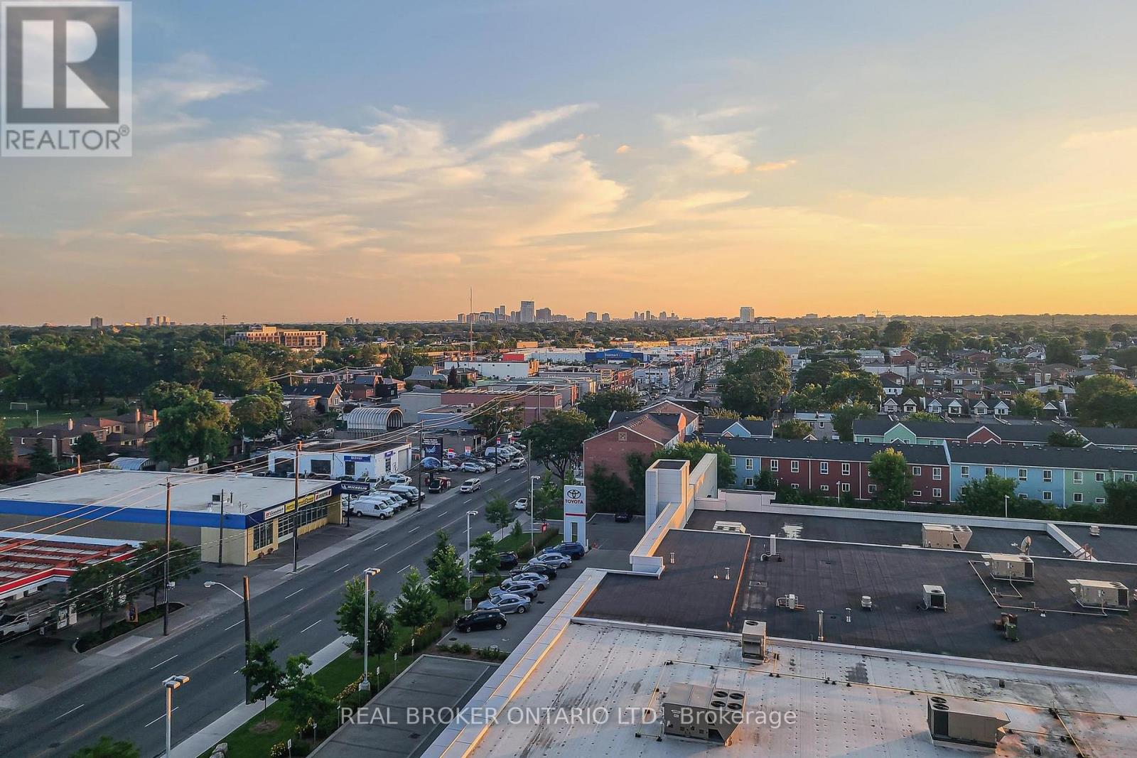 915 - 2300 St Clair Avenue W, Toronto, Ontario  M6N 0B3 - Photo 25 - W13002506