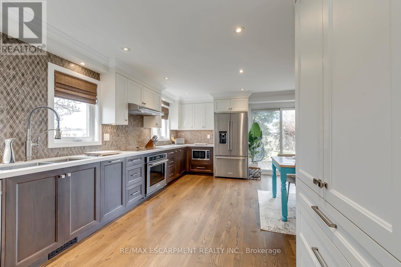 3311 Springvale Court, Burlington, Ontario  L7M 3Y6 - Photo 18 - W13002522