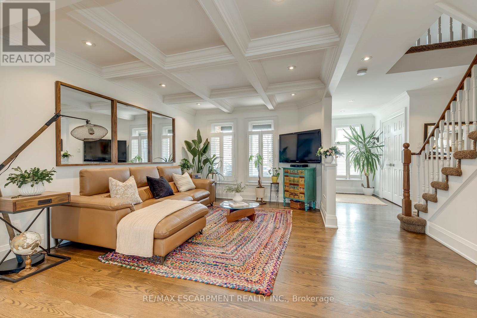 3311 Springvale Court, Burlington, Ontario  L7M 3Y6 - Photo 4 - W13002522