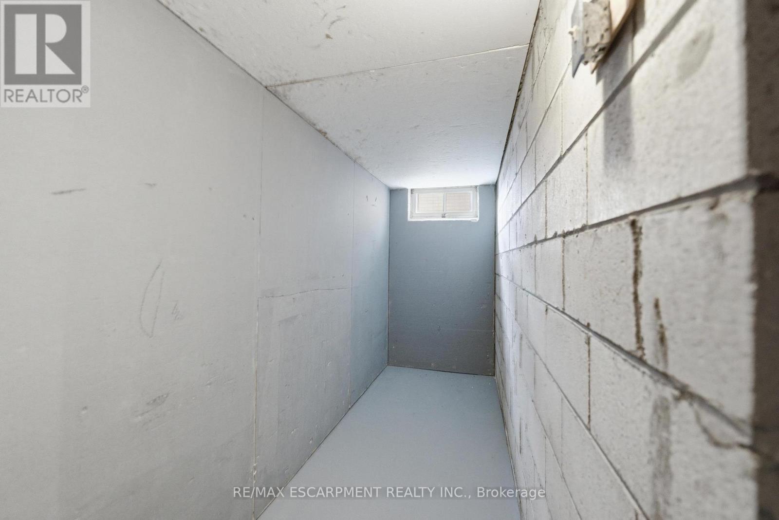 26 Adorn Court, Hamilton, Ontario  L8E 3N2 - Photo 31 - X13002414