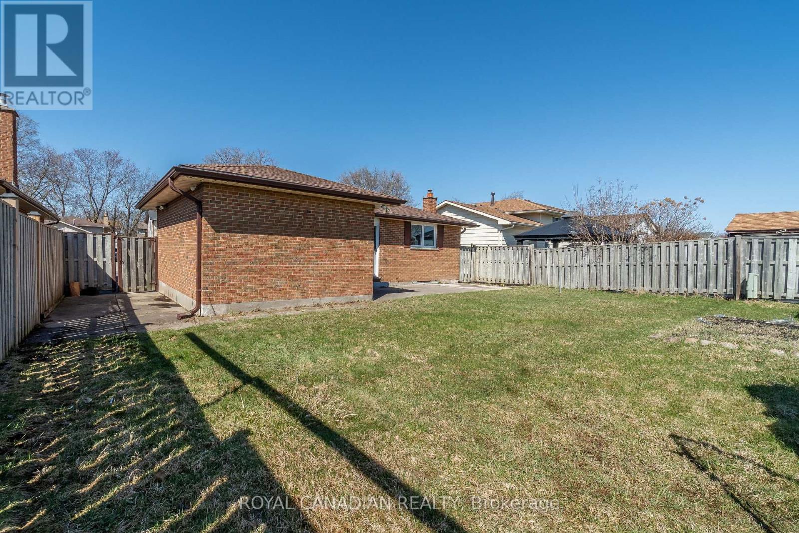 60 Lysanda Avenue, London South, Ontario  N5Z 4L3 - Photo 44 - X13002420