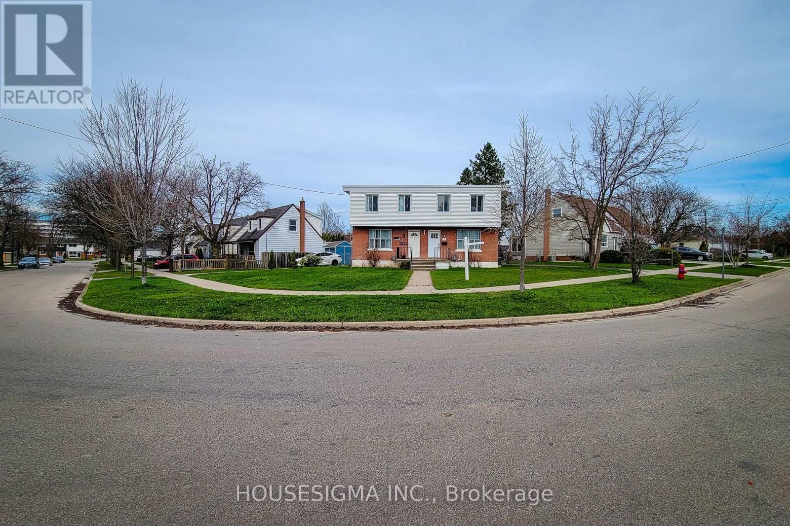 5 Martha Street, Hamilton, Ontario  L8H 2B7 - Photo 35 - X13002440