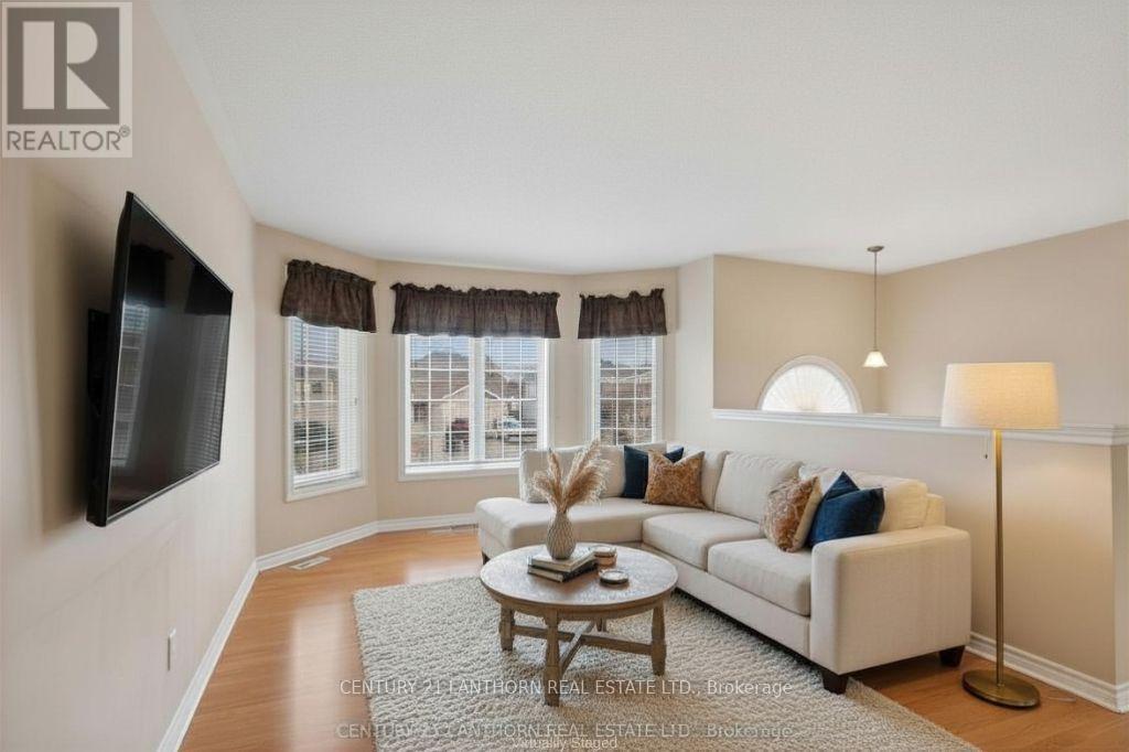 6 Chisholm Square, Belleville, Ontario  K8N 5Z4 - Photo 4 - X12879118