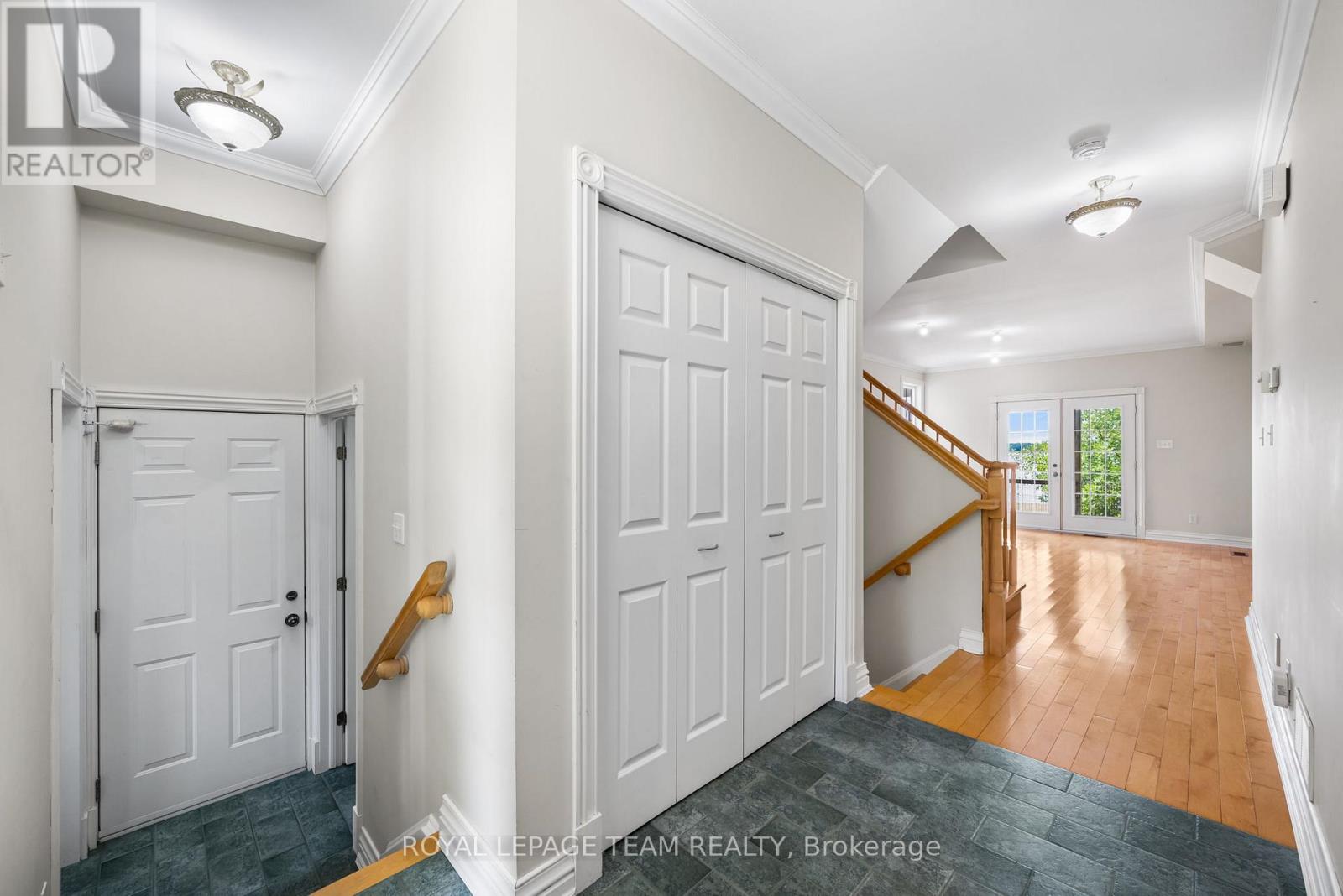 4310 Armitage Avenue, Ottawa, Ontario  K0A 1T0 - Photo 3 - X12829686