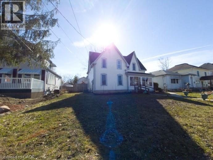 713 Cedar Street, Dunnville, Ontario  N1A 2J9 - Photo 2 - 40821156