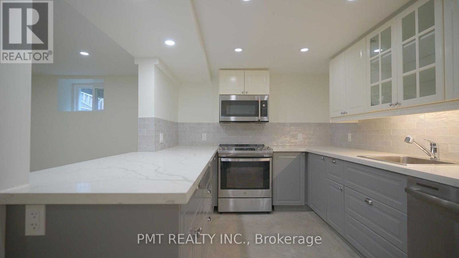 Bsmt - 78 Wilson Park Road, Toronto, Ontario  M6K 3B5 - Photo 7 - W12866492