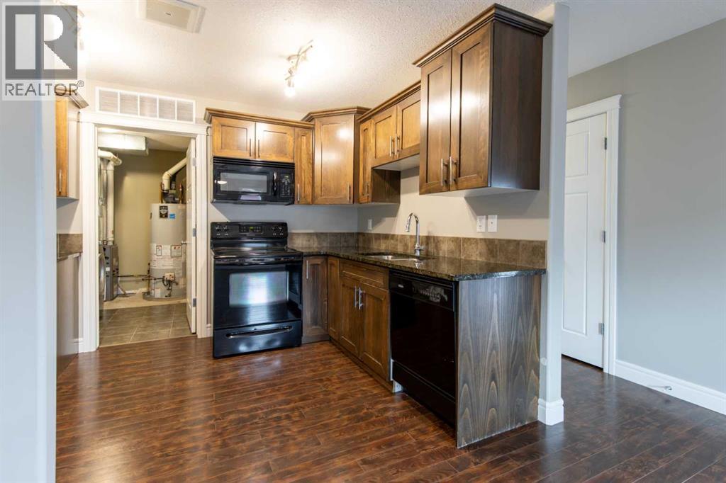 8, 895 Mount Sundance Manor W, Lethbridge, Alberta  T1J 1X7 - Photo 17 - A2291396