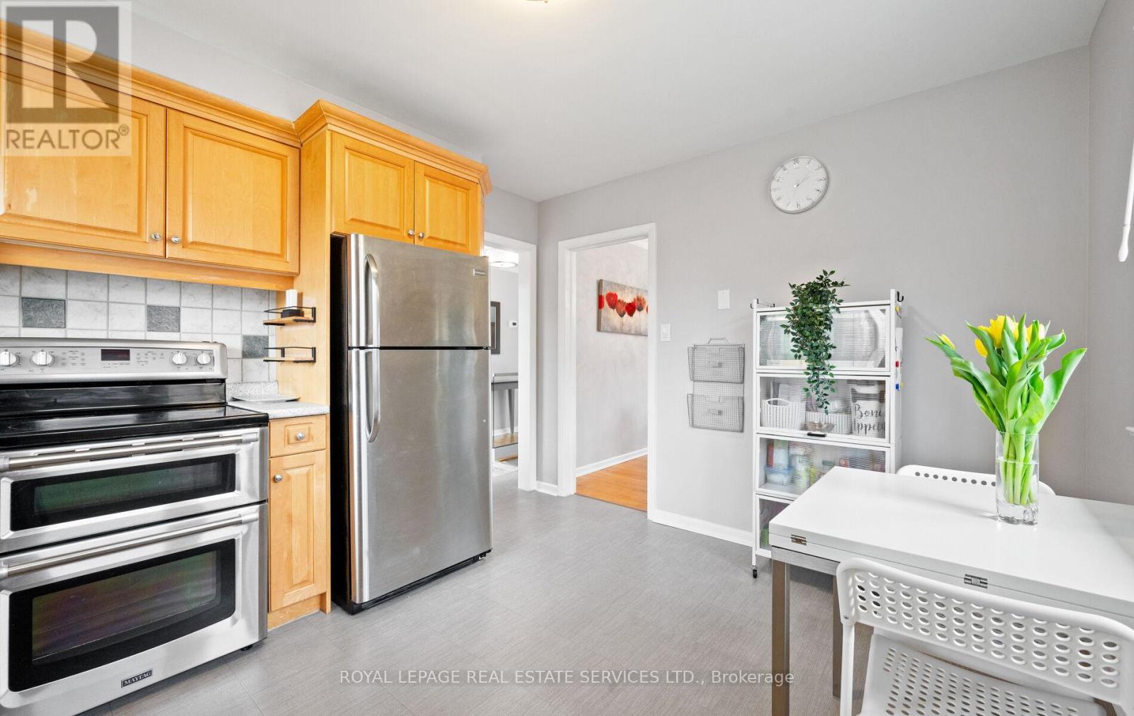 22 Arbroath Crescent, Toronto, Ontario  M9C 2T1 - Photo 16 - W13000200