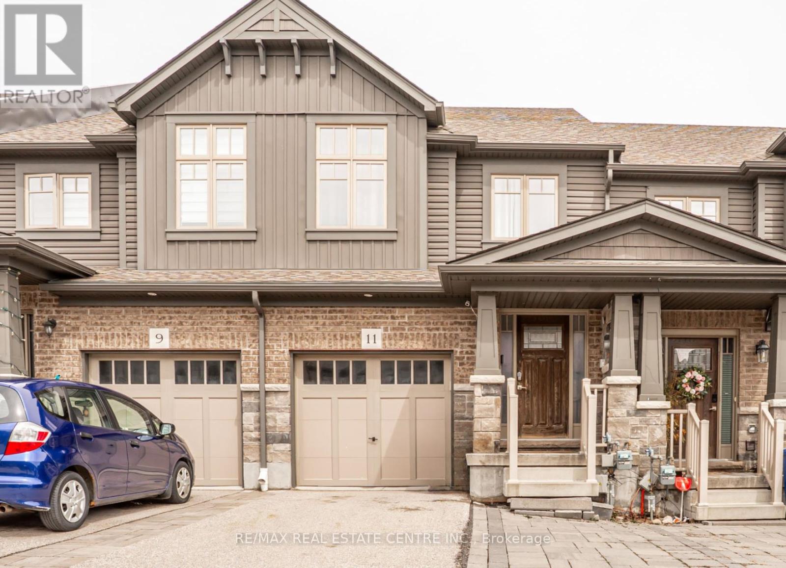 11 Winterton Court, Orangeville, Ontario L9W 7N5 - Photo 2 - W13002026