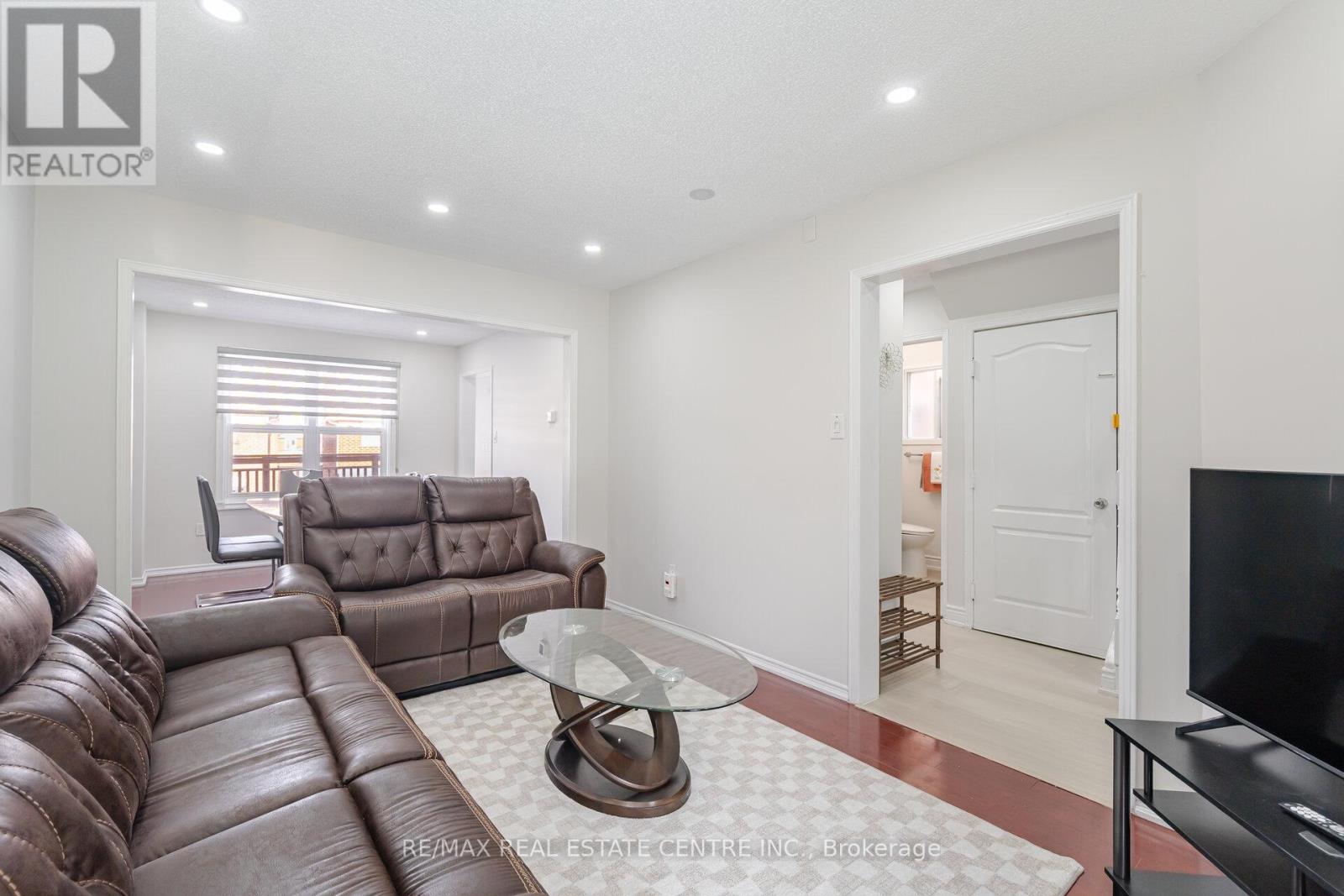 48 Cortez Court, Brampton, Ontario  L6X 3Y9 - Photo 20 - W13002378