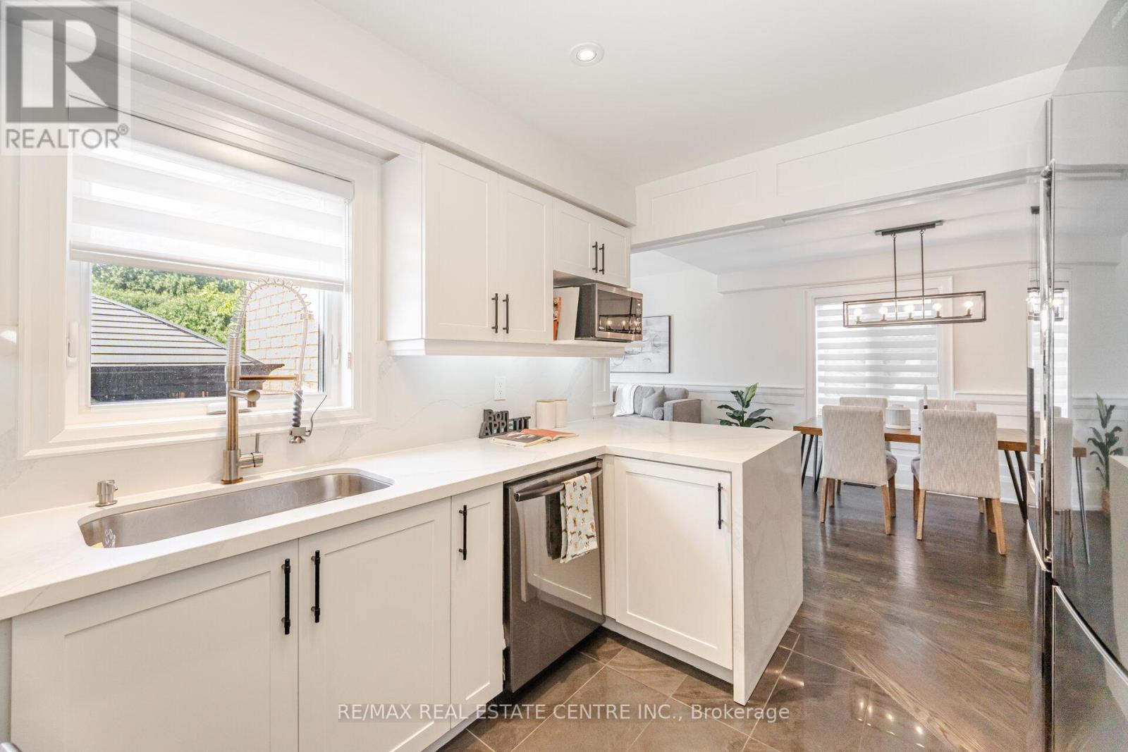 Upper - 680 Driftcurrent Drive, Mississauga, Ontario  L4Z 3Z4 - Photo 11 - W13002544