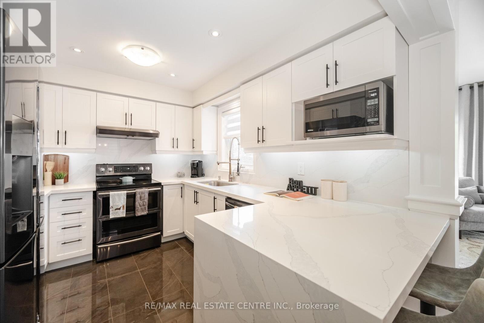 Upper - 680 Driftcurrent Drive, Mississauga, Ontario  L4Z 3Z4 - Photo 8 - W13002544