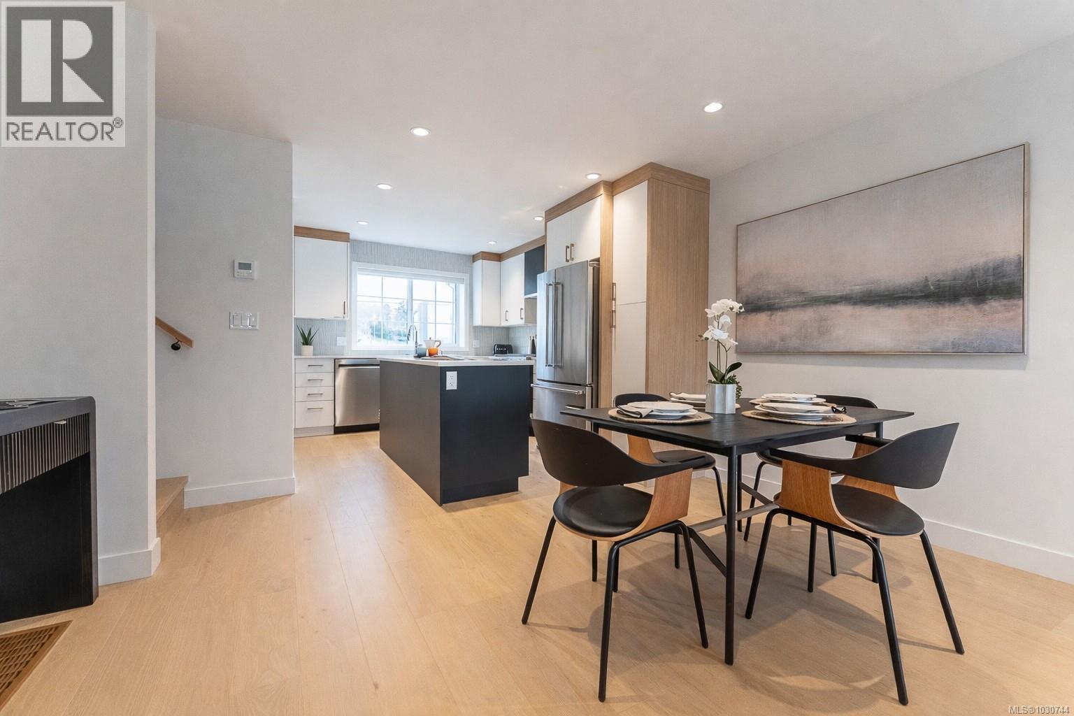 U8 3907 Cedar Hill Rd, Saanich, British Columbia  V8P 3Z8 - Photo 7 - 1030744