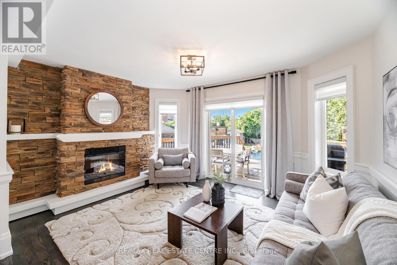 Upper - 680 Driftcurrent Drive, Mississauga, Ontario  L4Z 3Z4 - Photo 13 - W13002544