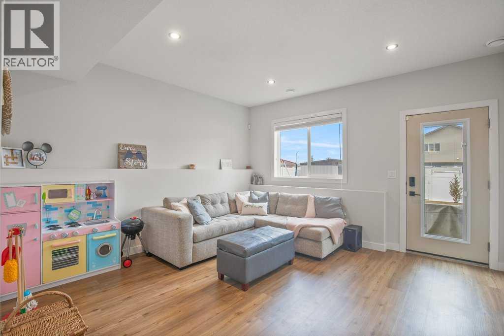 14 Thayer Close, Red Deer, Alberta  T4P 0W7 - Photo 28 - A2298876