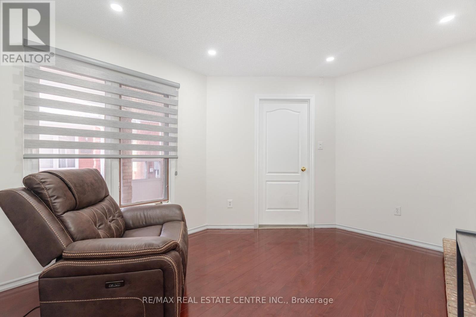 48 Cortez Court, Brampton, Ontario  L6X 3Y9 - Photo 23 - W13002378