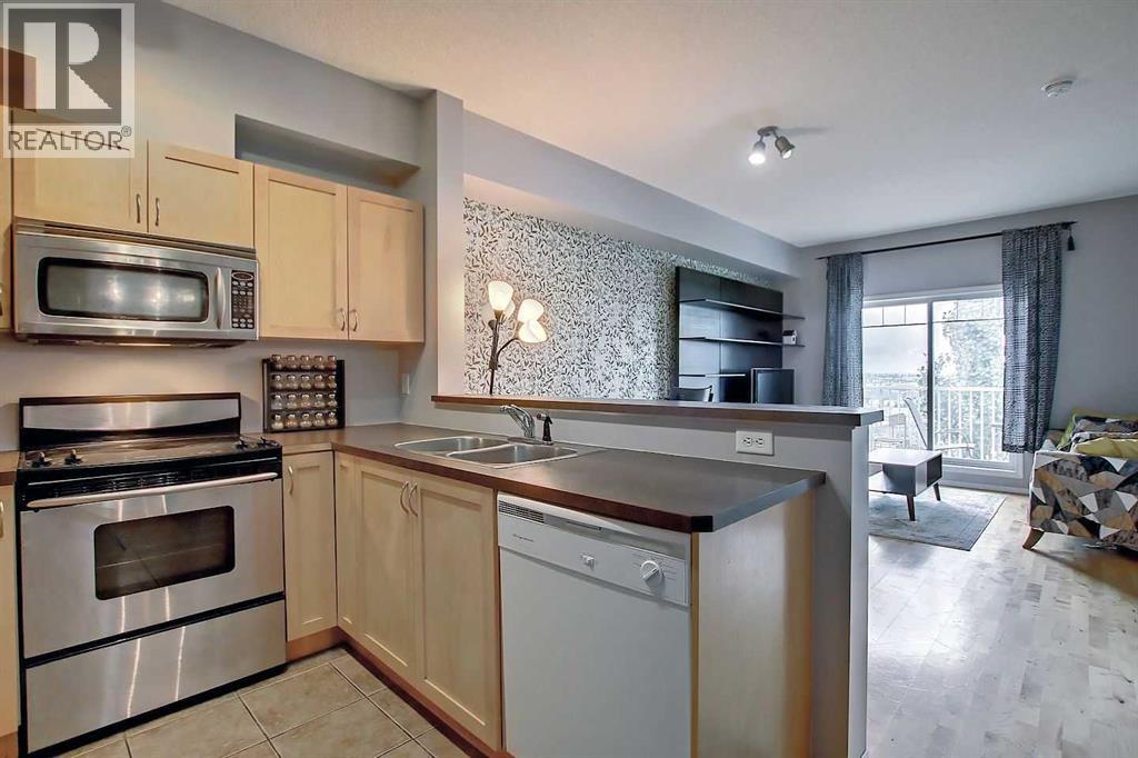 9303, 70 Panamount Drive Nw, Calgary, Alberta  T3K 6K6 - Photo 1 - A2293894