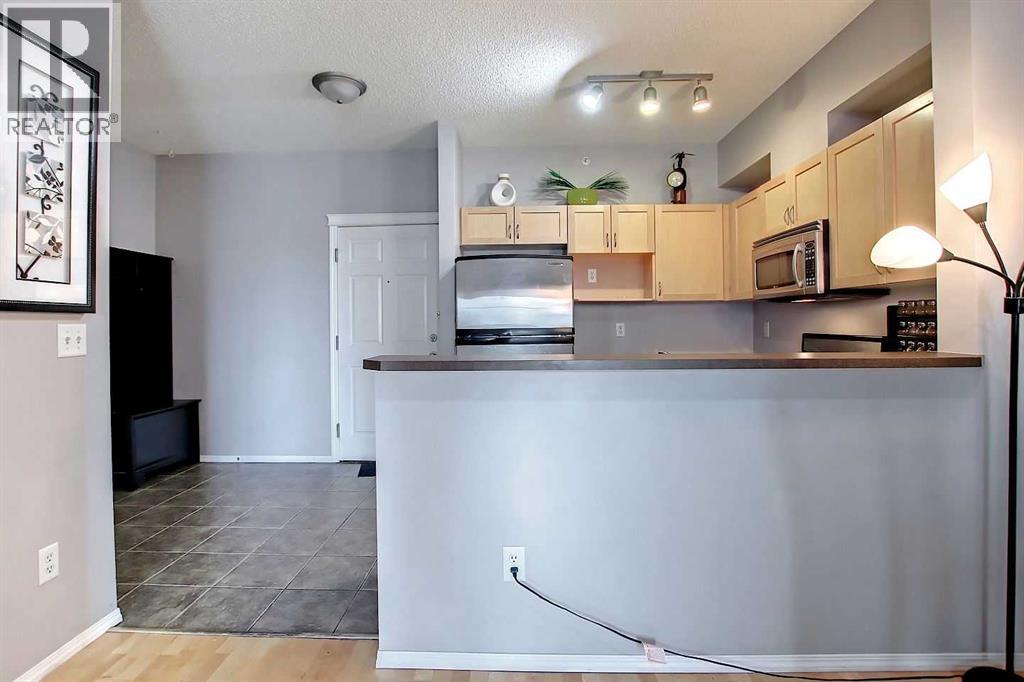 9303, 70 Panamount Drive Nw, Calgary, Alberta  T3K 6K6 - Photo 8 - A2293894