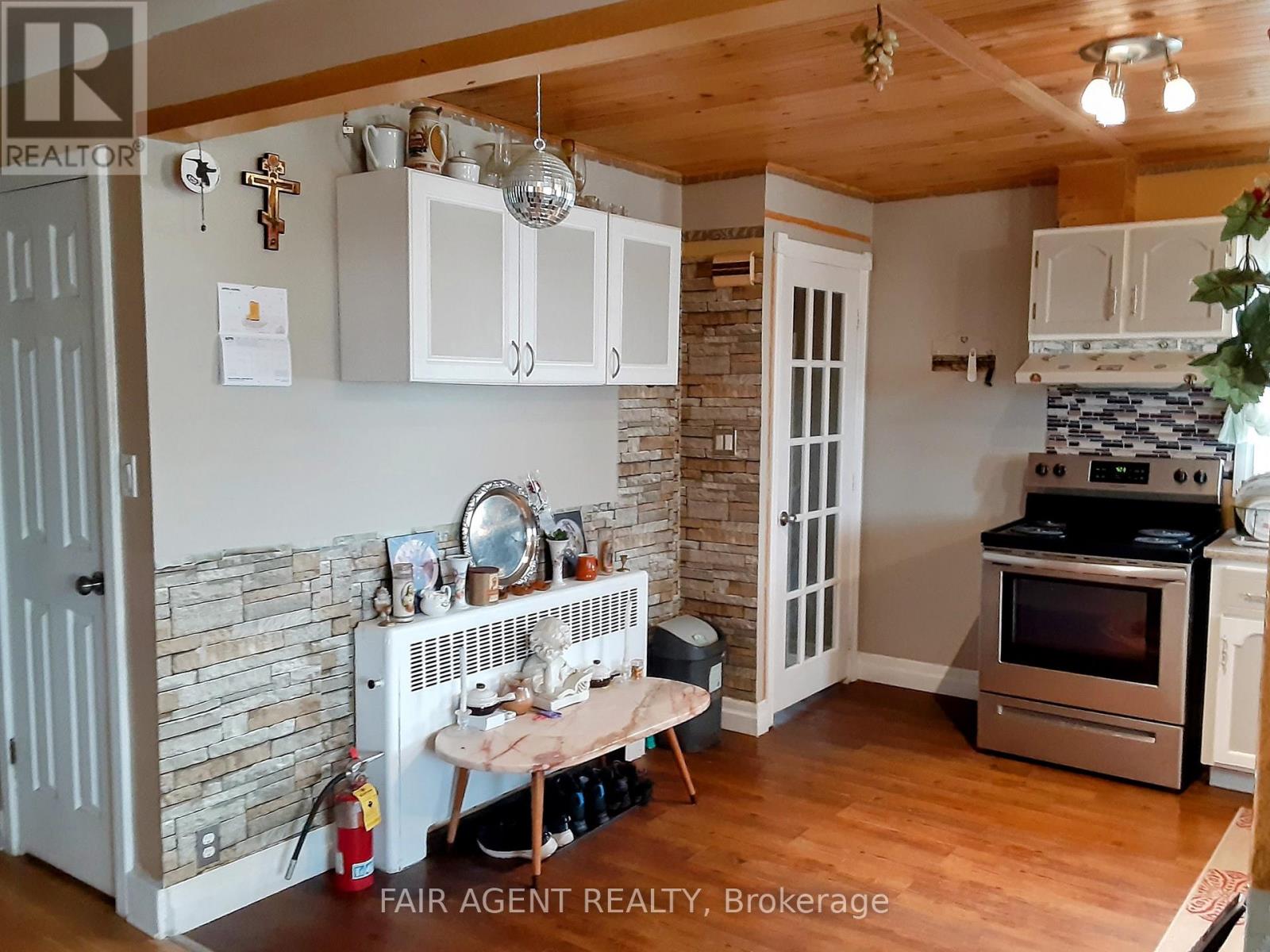 511 St. Felix Street, Cornwall, Ontario  K6H 5B2 - Photo 6 - X13002608